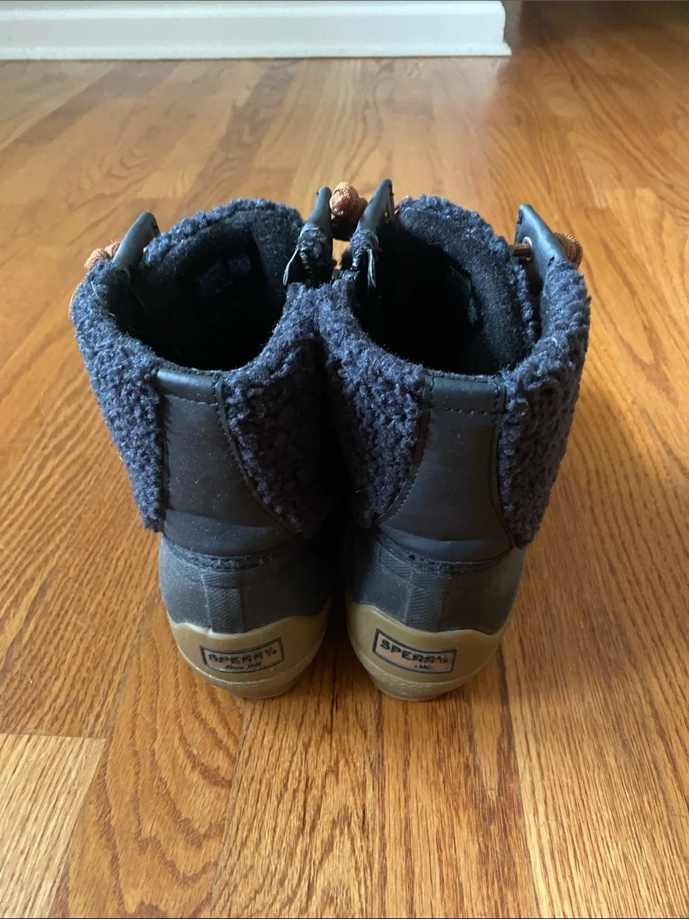 Sperry Boots Size 9 - Picture 4 of 4